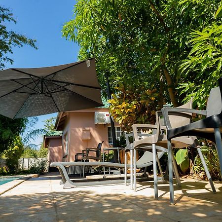 Hungwe House Villa Air Terjun Victoria Bagian luar foto