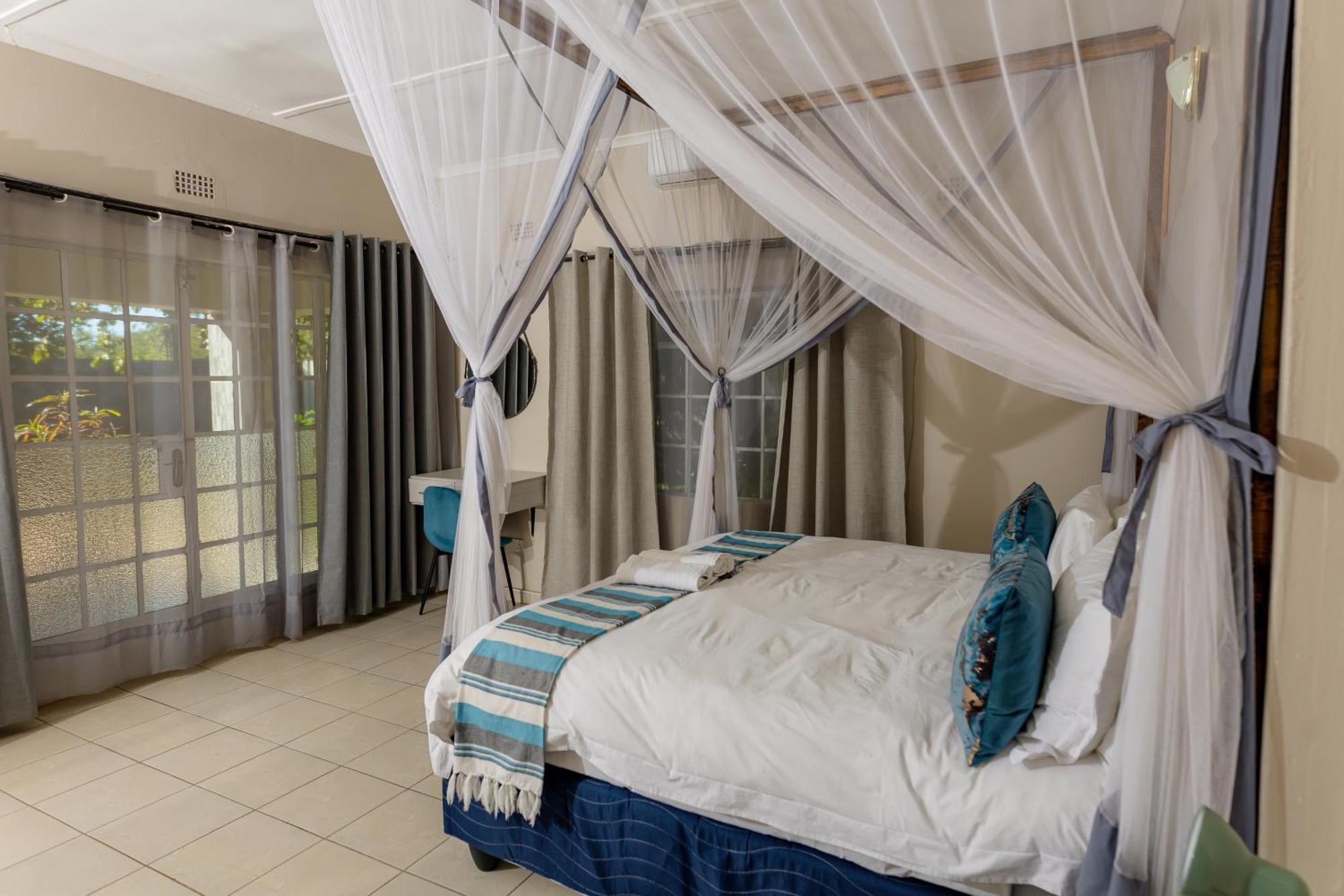 Hungwe House Villa Air Terjun Victoria Bagian luar foto